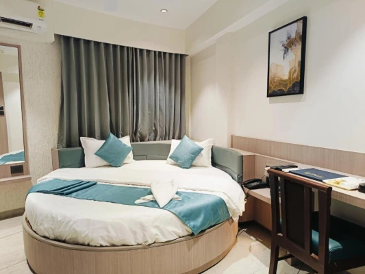 jacuzzi hotel in vesu, surat - hotel comfort