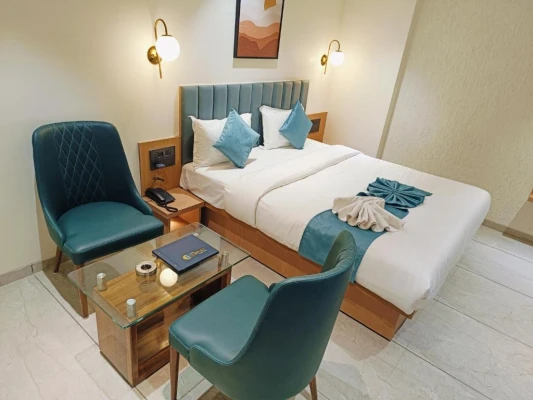 family holiday hotels in hotel comfort surat