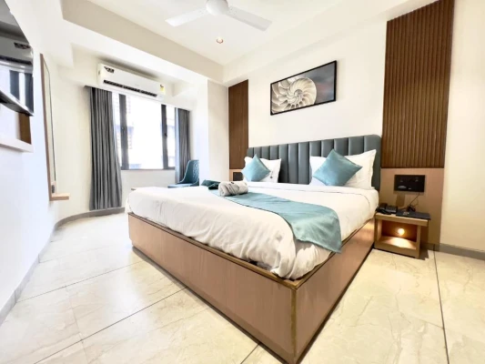 hotel near surat railway station - hotel comfort