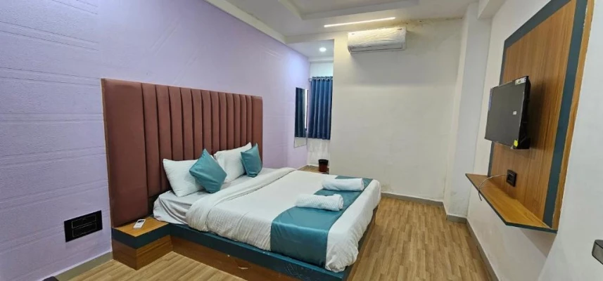 best 24 hours check in hotels in hotel jalsa surat