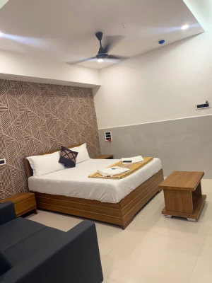 hotel room booking in vyara, surat - hotel kalp rooms