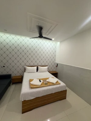 best luxury hotel in hotel kalp rooms surat