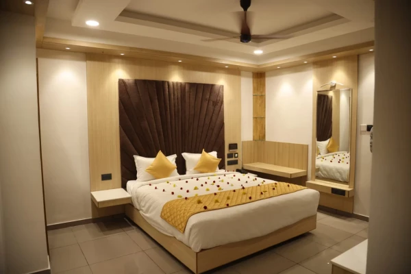 hotel with swimming pool in ariyalur, thanjavur - hotel time square