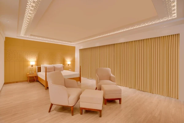 hotel with banquet hall in railway station, thiruvananthapuram - lemon tree premier thiruvananthapuram