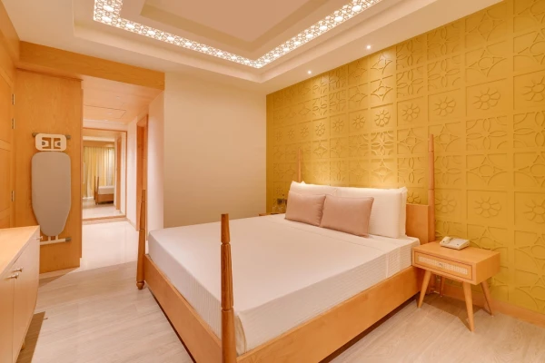 hotel with free parking in railway station, thiruvananthapuram - lemon tree premier thiruvananthapuram