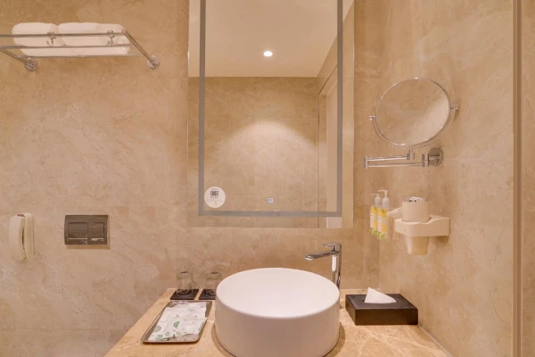 railway station, thiruvananthapuram hotel booking - lemon tree premier thiruvananthapuram