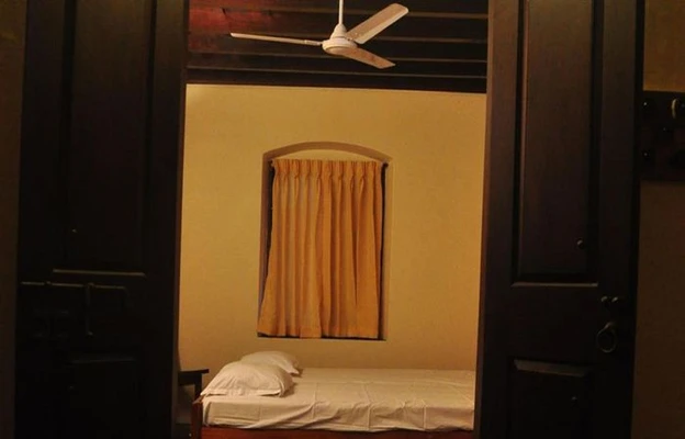 Homestay in naikkanal, thrissur - wariyam heritage