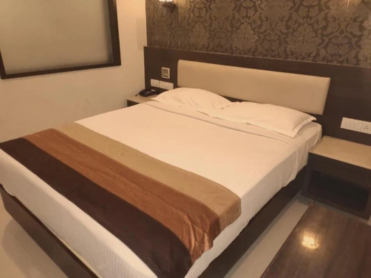 top luxury hotels in hotel deepam tiruchirappalli