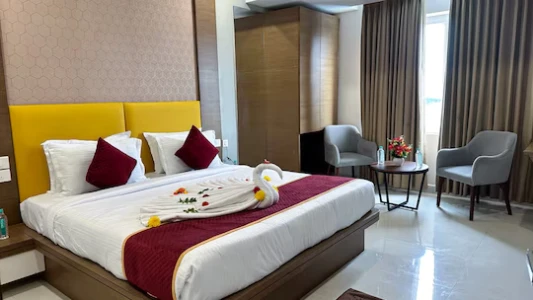 hotel with swimming pool in tiruchanur, tirupati - hotel avani elite tirupati