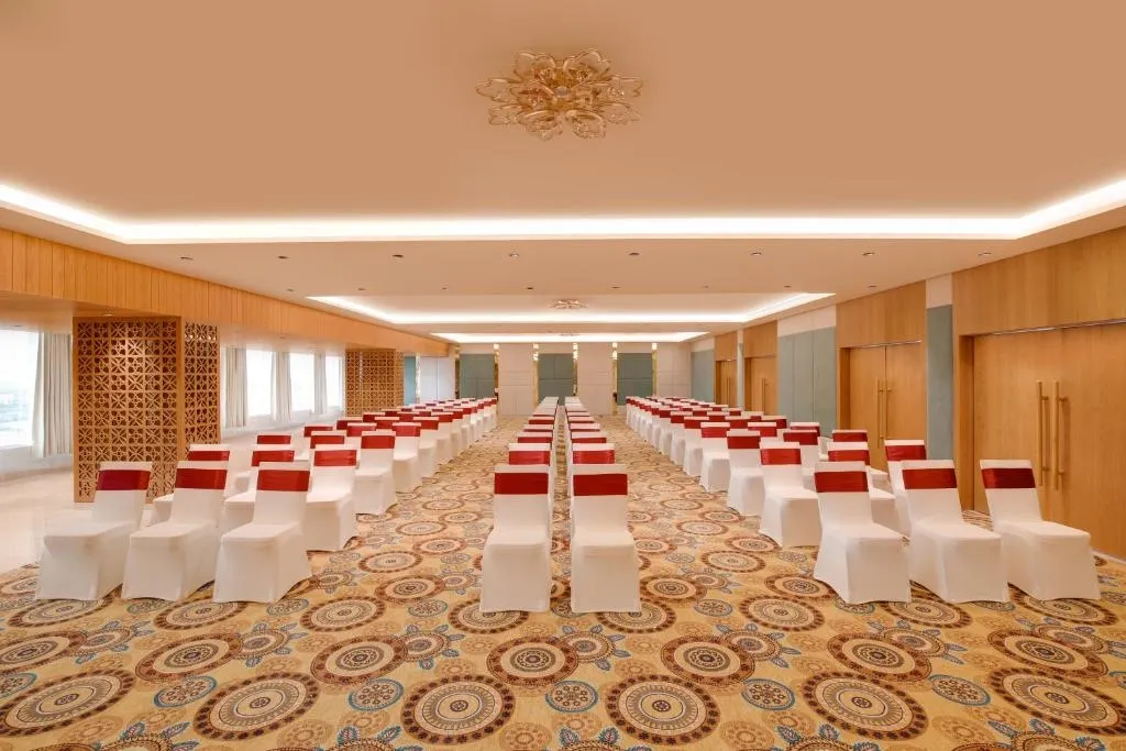 online room booking in tiruchanur, tirupati - lemon tree premier tirupati