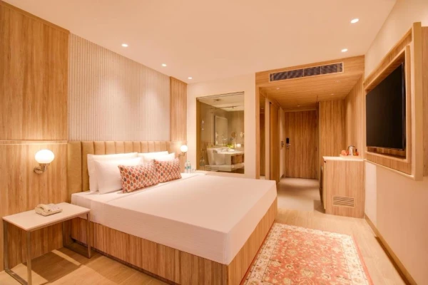 hotel with party hall in tiruchanur, tirupati - lemon tree premier tirupati