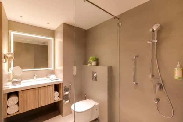 hotel with banquet hall in tiruchanur, tirupati - lemon tree premier tirupati