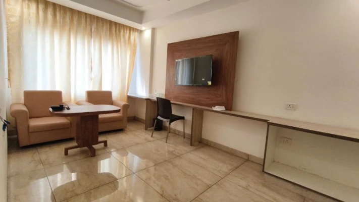 best hourly stay in monarch express tirupati