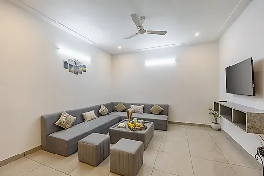 online room booking in badgaon, udaipur - alaya stays lakecity heights 2bhk with balcony & hill view udaipur