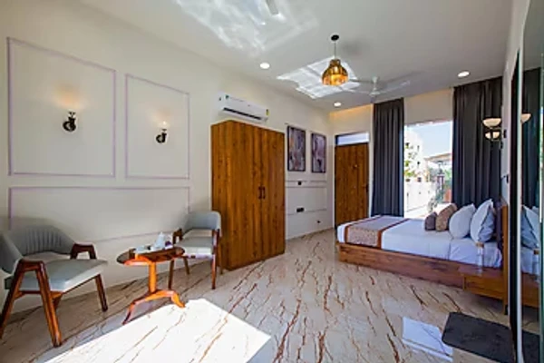 jacuzzi hotel in badi udaipur, udaipur - alaya stays parvam retreat 2 bhk villa with private pool