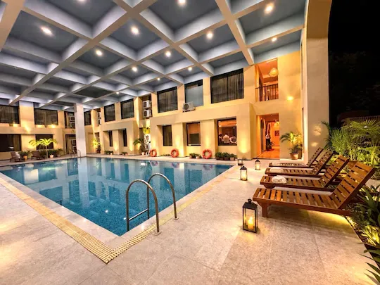 online room booking in fateh sagar road, udaipur - daksh the fateh retreat-udaipur