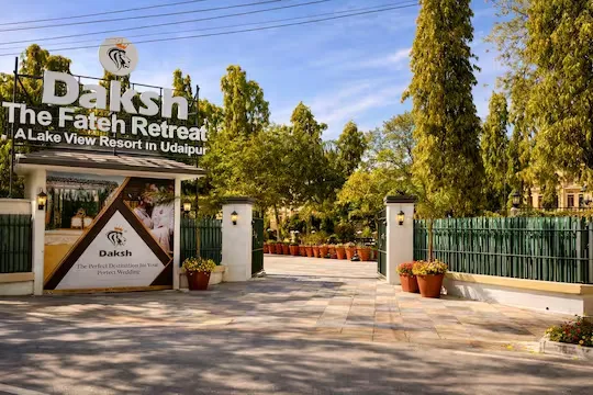 hotels for unmarried couples in daskh the fateh retreat udaipur