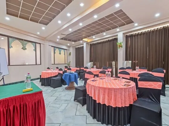 hotel with swimming pool in pratap nagar, udaipur - ecko premier vibrant