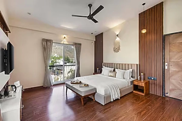 hotel in sajjangarh, udaipur for couples - elivaas casa meraki 3 bhk villa with pvt pool & gazebo