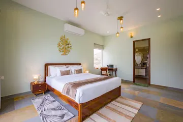 hotel with meeting room in madar, udaipur - elivaas festiva mansion 3 bhk villa with pvt pool & garden