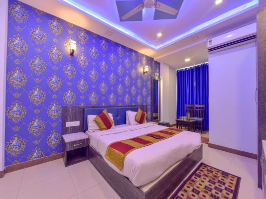 star hotels in hotel golden leaf udaipur
