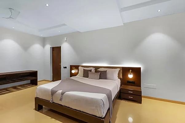 hotel with party hall in gorvdhan sagar lake, udaipur - jeevantara resort by alaya stays udaipur