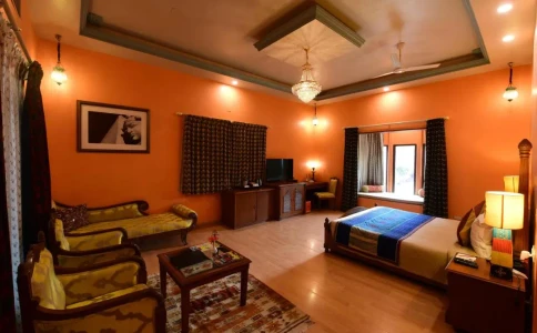 hotel near udaipur railway station - justa rajputana resort and convention centre, udaipur