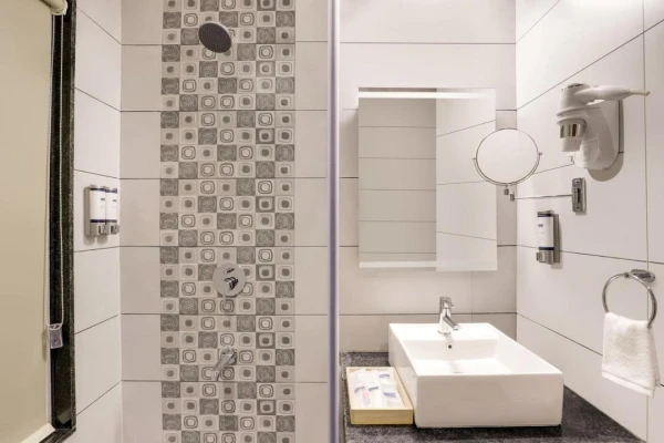 jacuzzi hotel in madri industrial area, udaipur - keys select by lemon tree hotels udaipur