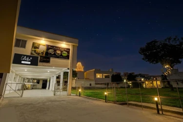 best couple friendly hotels in shree ganesh guest house udaipur