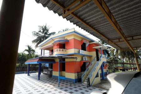 homestay near railway station in udupi - the penhouse at roy mansion