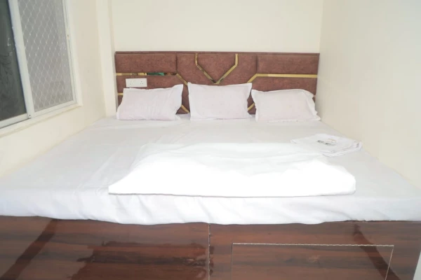 top hotels in hotel jaya palace ujjain