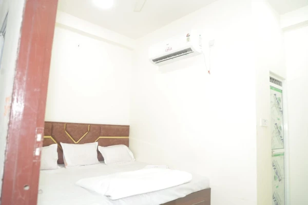 day use hotels in hotel jaya palace ujjain