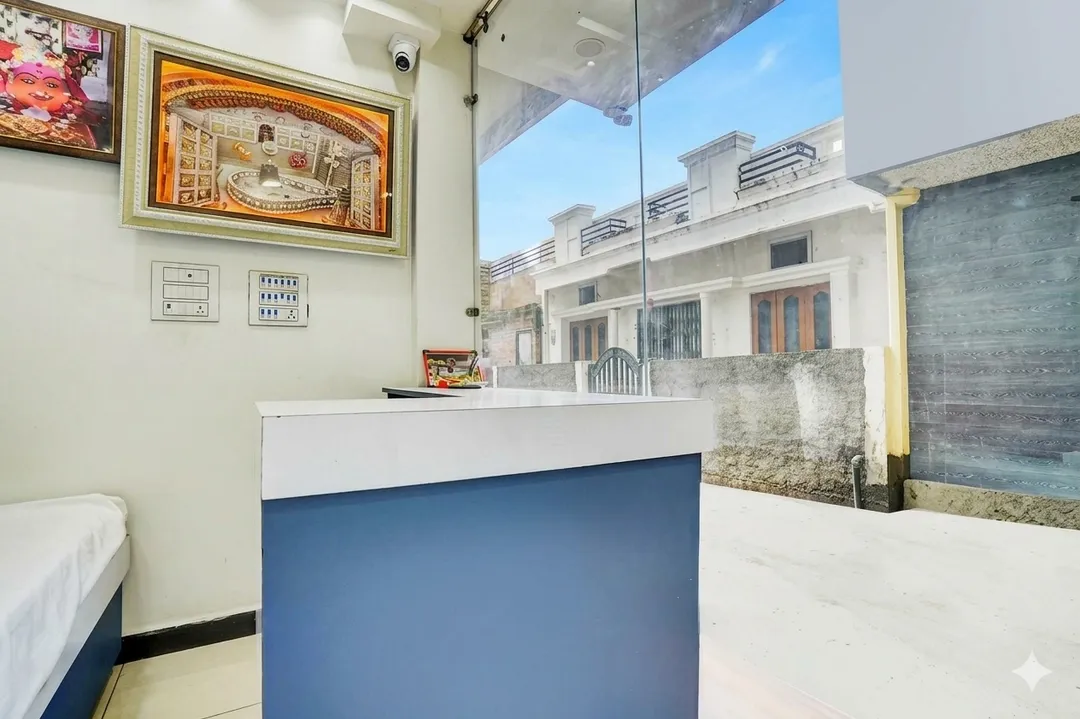 best budget hotels in hotel matrakripa ujjain