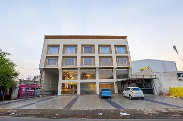 couple friendly hotels in hotel nova platinum ujjain