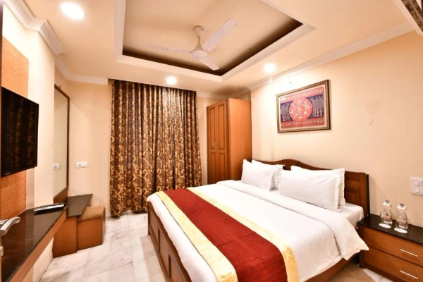 hotel with party hall in saiyed vasna road, vadodara - click white house residency vadodara