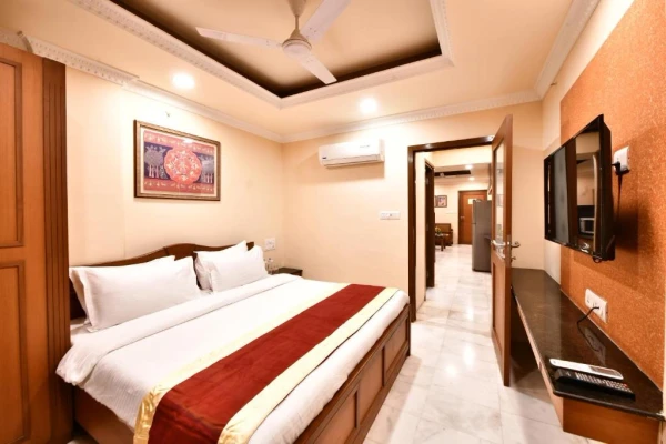 hotel with gym in saiyed vasna road, vadodara - click white house residency vadodara
