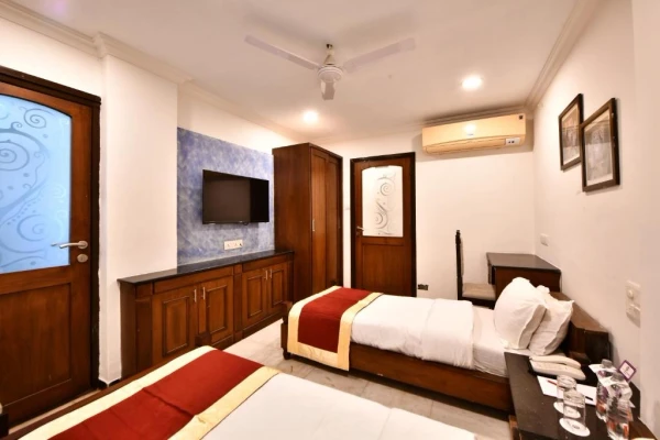 hotel near vadodara airport - click white house residency vadodara