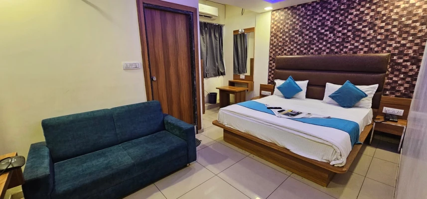 hotel in makarpura main road, vadodara for couples - hotel hill view