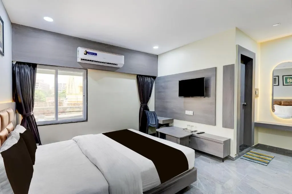 unmarried couple friendly hotels in hotel r town vadodara