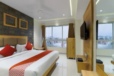 3 star hotels in hotel rose gold vadodara