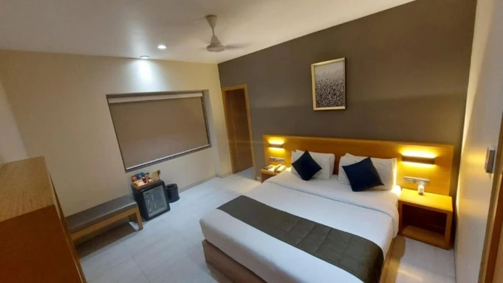 hotel with swimming pool in fatehgunj, vadodara - hotel suba elite vadodara