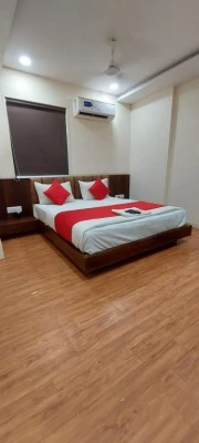 hourly stay in hotel vr inn vadodara