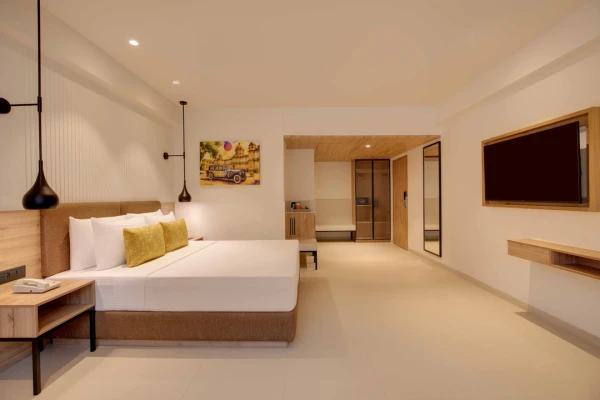 hotel with swimming pool in akota, vadodara - lemon tree premier vadodara