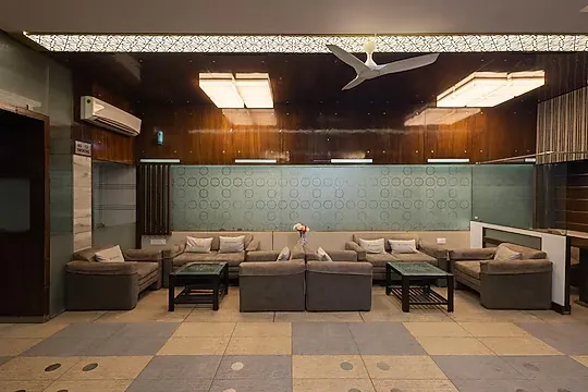 hotel with banquet hall in sayajiganj, vadodara - pravasa hotel by sapphire