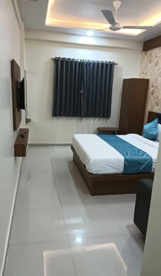 hotel in ajit nagar, vapi for family - hotel empire rooms