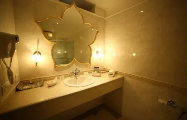 Hotel with free parking in shivala ghat, varanasi - amritara suryauday haveli