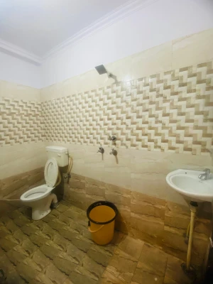 hotel with gym in sundarpur, varanasi - arvi guest house