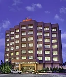 best corporate hotels in hhi varanasi varanasi
