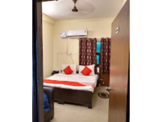 online room booking in nagwa lanka, varanasi - hotel aprajita