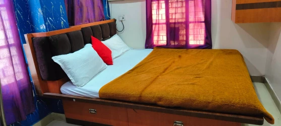 best business hotels in hotel h m international varanasi